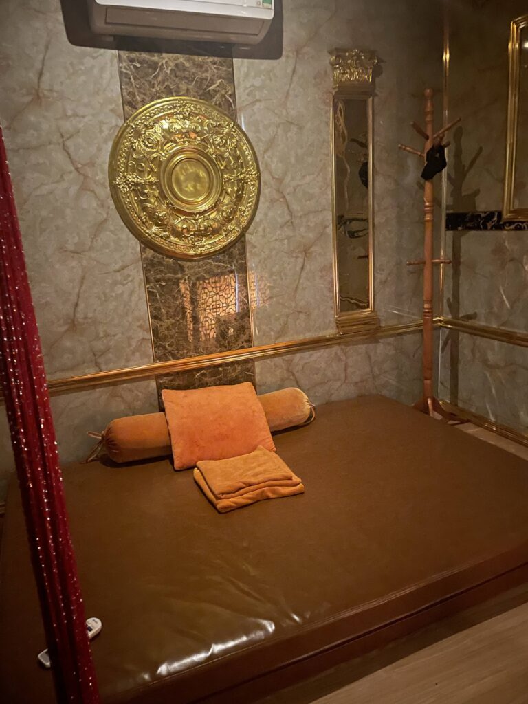 プレイ内容 | ホーチミン1区/エロマッサージ/Massage Dubai Luxury Q1