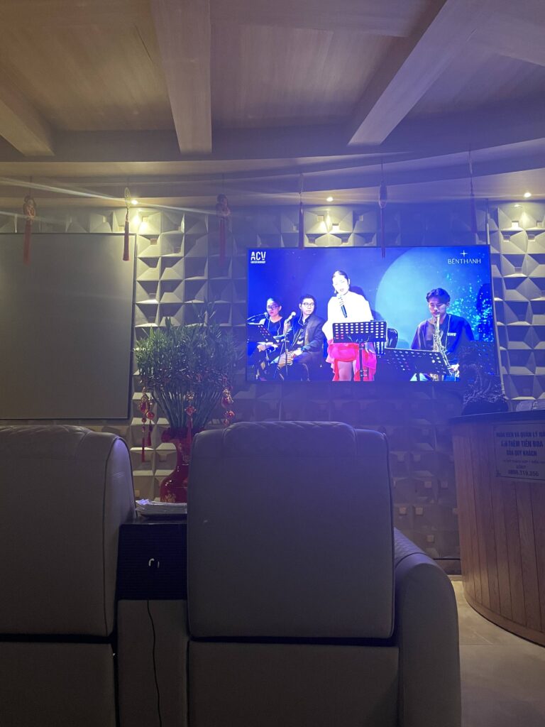 プレイ内容 | トゥドゥック/エロマッサージ/Massage Phụng Thủy