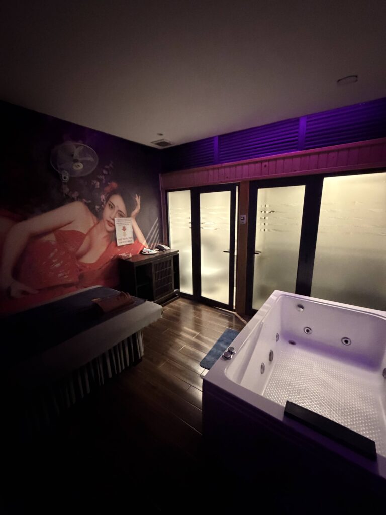 プレイ内容 | ホーチミン2区/エロマッサージ/DIAMOND Massage